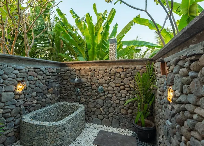 Ambara Sumberkima Villa Banyuwedang